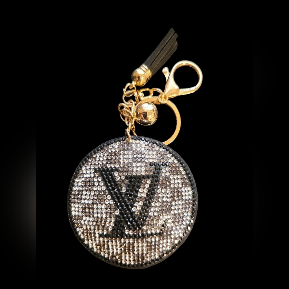 Elegant Checkered Black and Grey Bag Charm Keychain